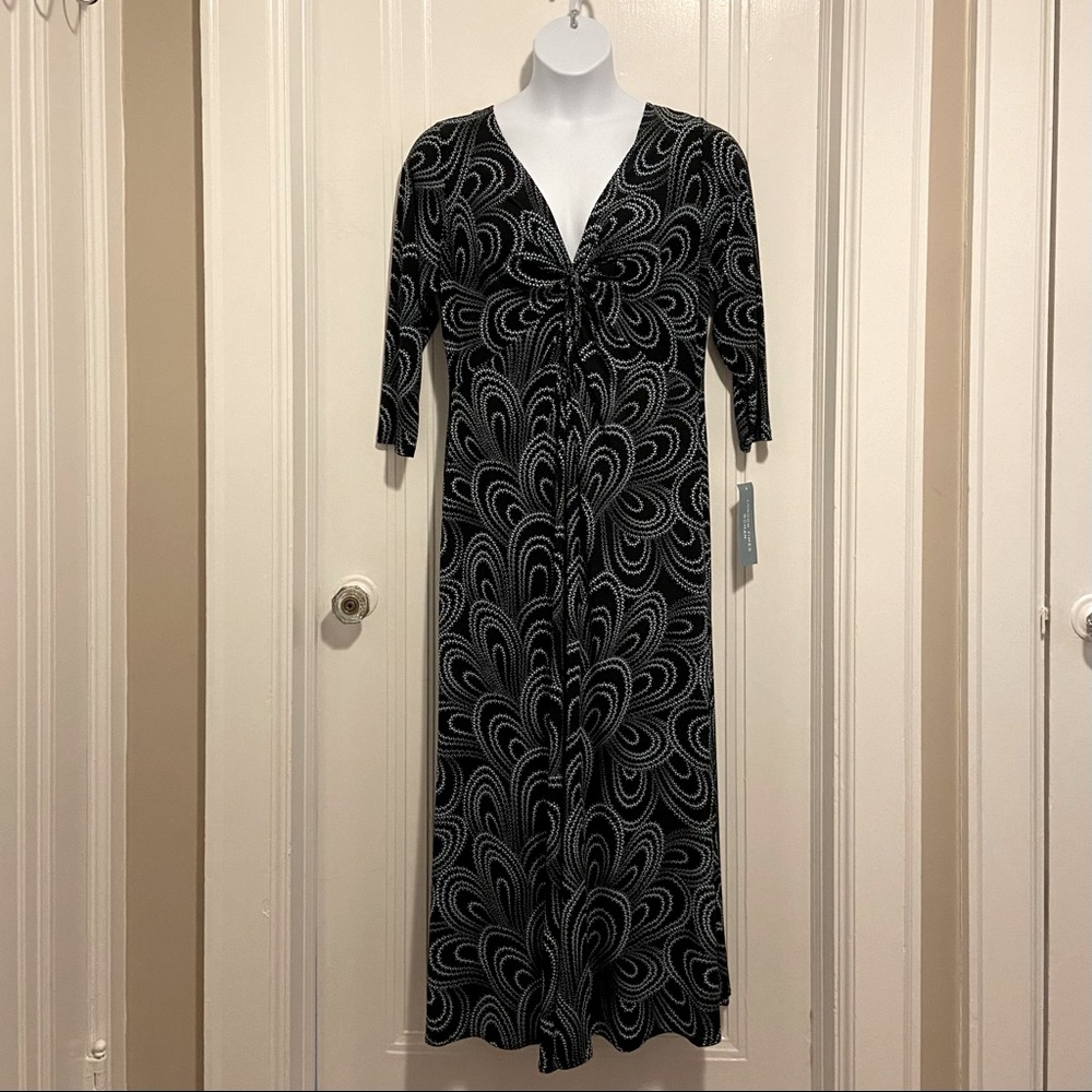 Black & Aqua V-neck Maxi Dress